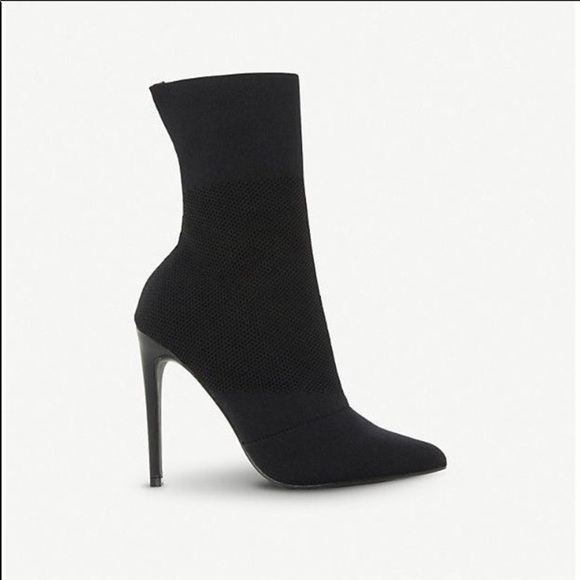 Steve Madden Shoes - Steve Madden pointy stiletto bootie